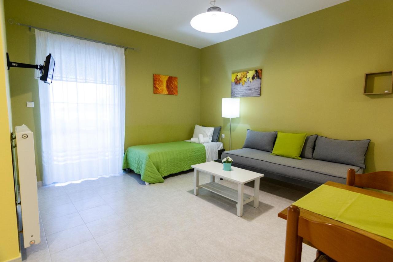 Elaionas Aparthotel Leonidio Exterior photo
